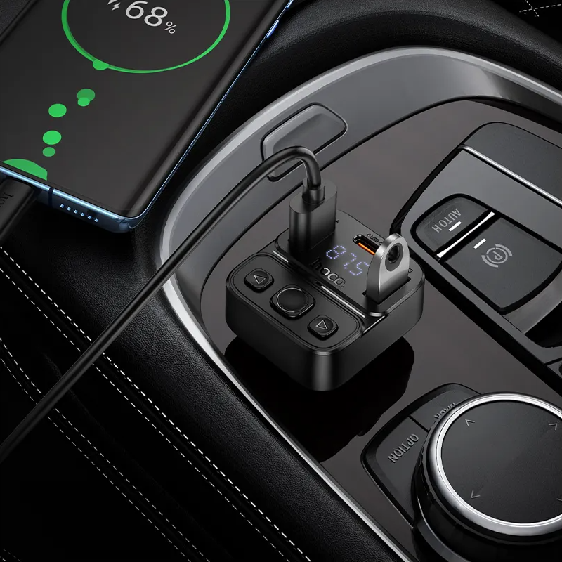 FM Bluetooth-modulator HOCO E87, 2 x USB-A - 1 x USB-C