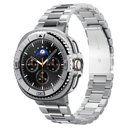 Spigen Tune Pro Pilot Beskyttelsesramme for Samsung Galaxy Watch8 Classic, Sølv