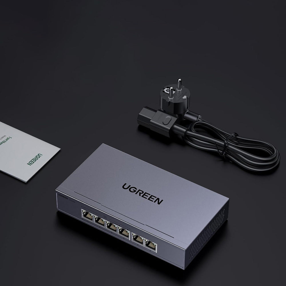 UGREEN CM741 nettverksswitch (35371EU), grå